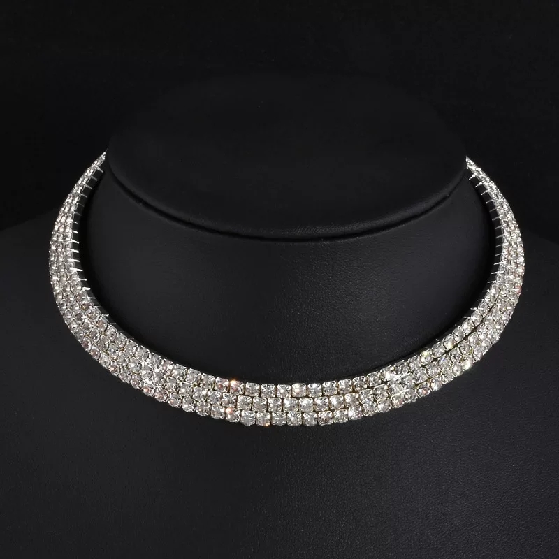 Performance 3 rows choker $8 (or combo performance jewellery pack for $20)